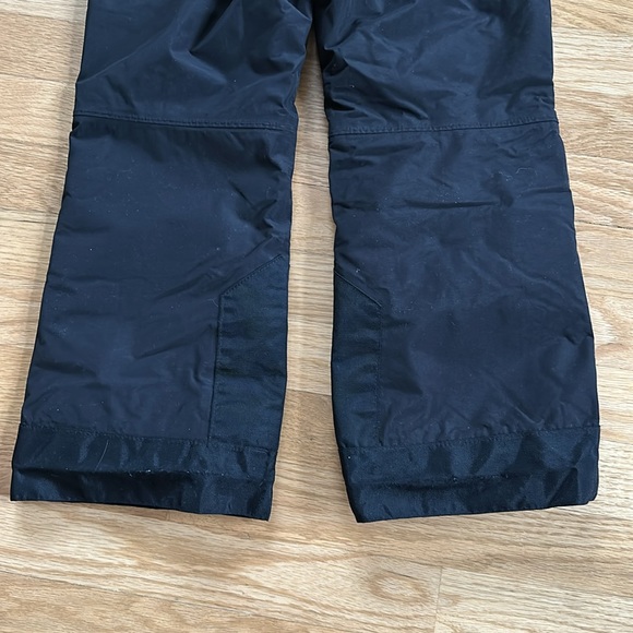 The North Face Kids’ Insulated Bibs - Picture 8 of 16